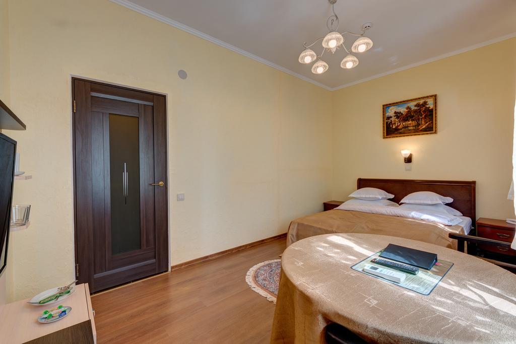 Aleksandria Hotel Kiev Esterno foto