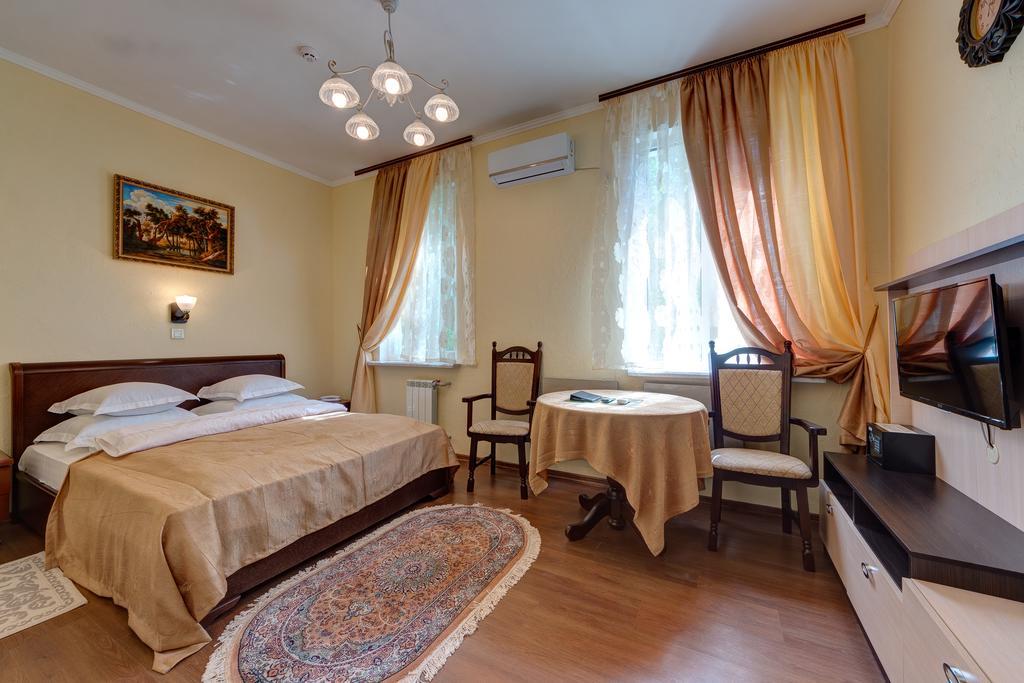 Aleksandria Hotel Kiev Esterno foto