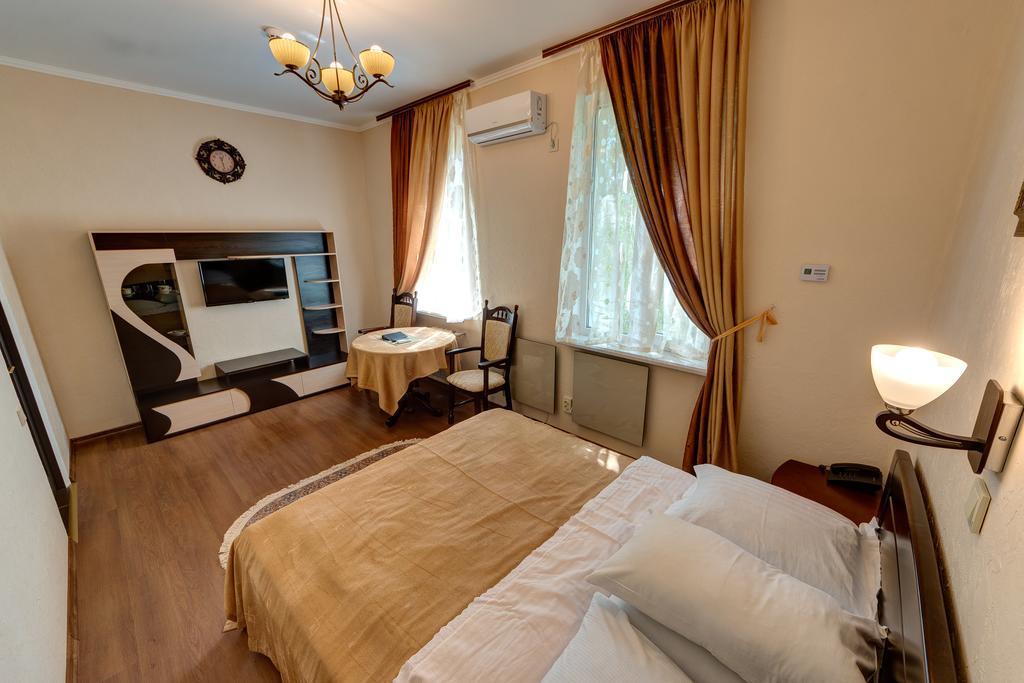 Aleksandria Hotel Kiev Esterno foto