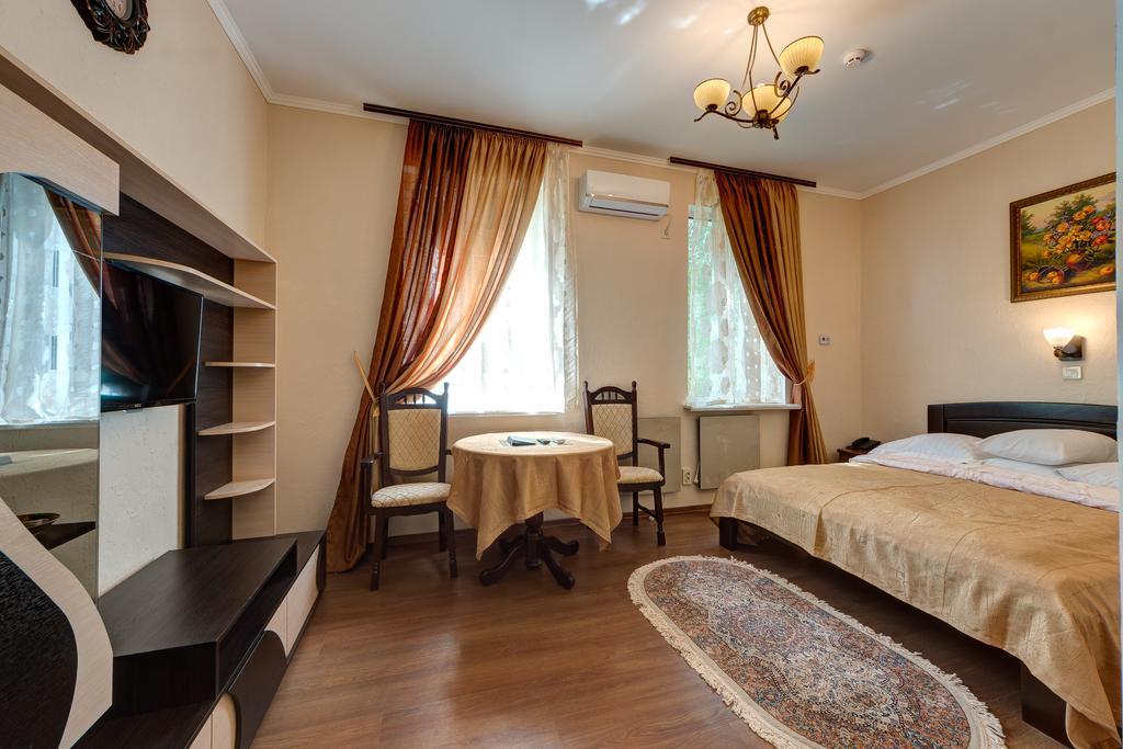 Aleksandria Hotel Kiev Esterno foto