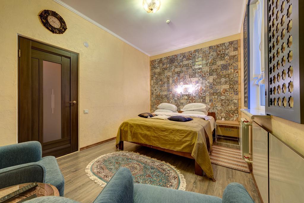 Aleksandria Hotel Kiev Esterno foto
